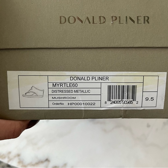 NEW Donald Pliner Myrtle60 Metallic Mushroom Suede Leather Wedge Sandals - Picture 3 of 8